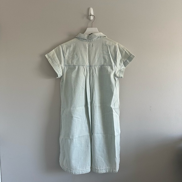 Old Navy Light Denim Short Sleeve Dress Size M - Picture 3 of 3